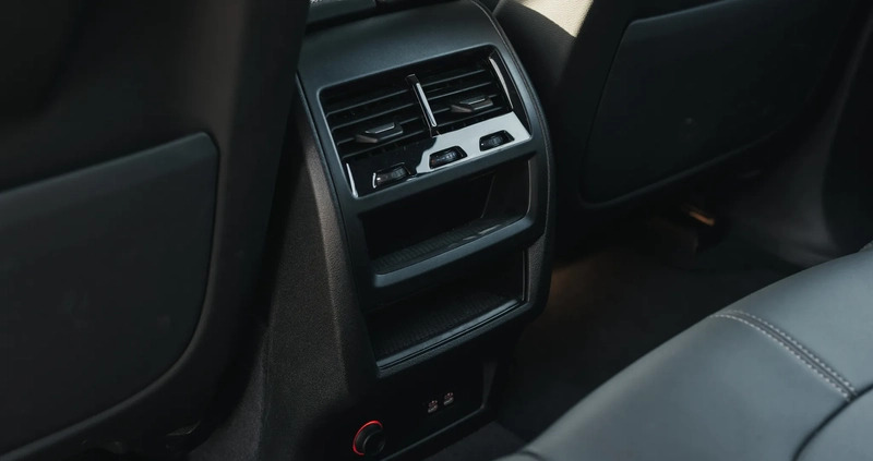 BMW X5 cena 369999 przebieg: 9682, rok produkcji 2023 z Radzymin małe 781